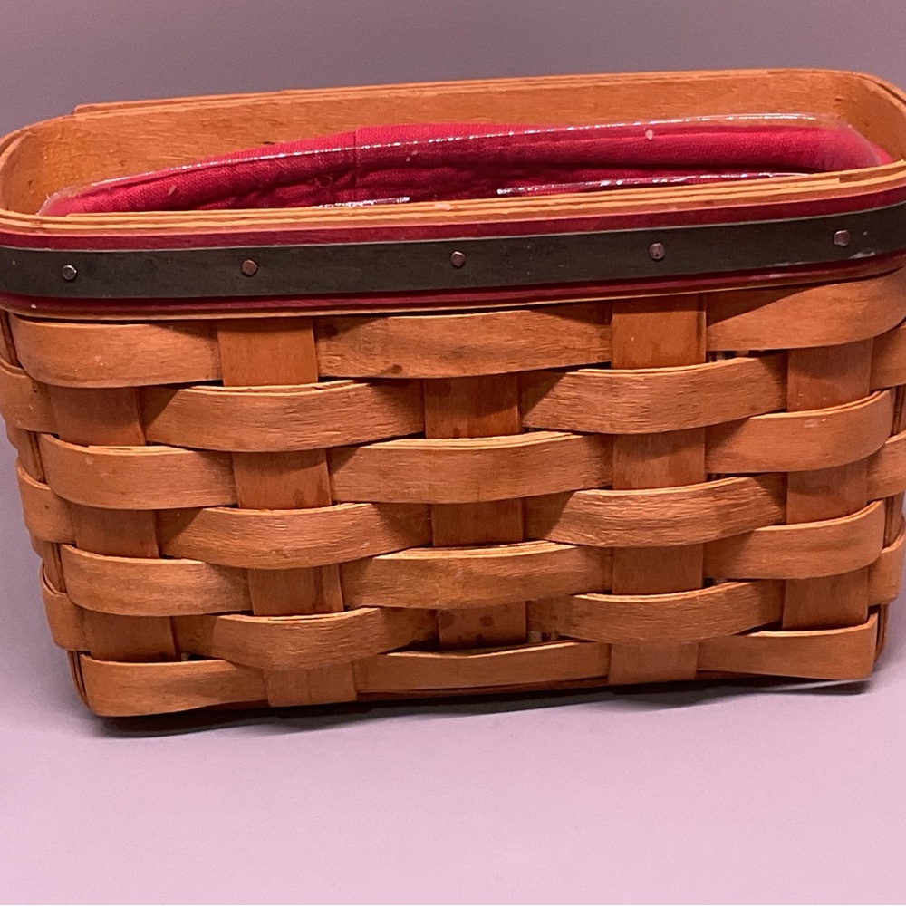 Longaberger Basket 2004 Holidays Helper American Holly Fabric & protector